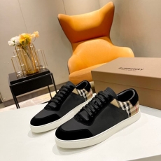 Burberry Low Shoes